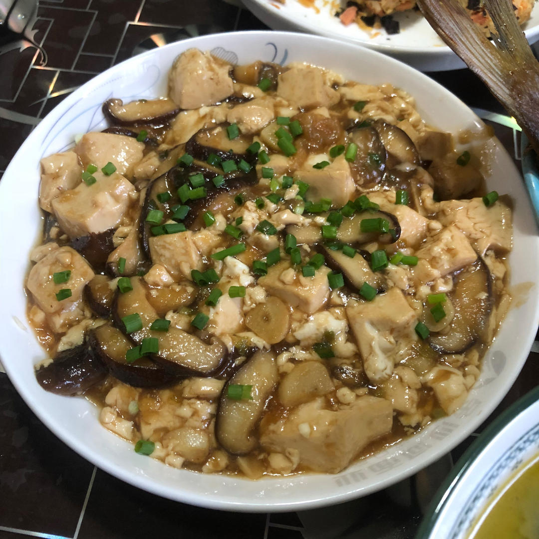 超简单还减脂 香菇烧豆腐