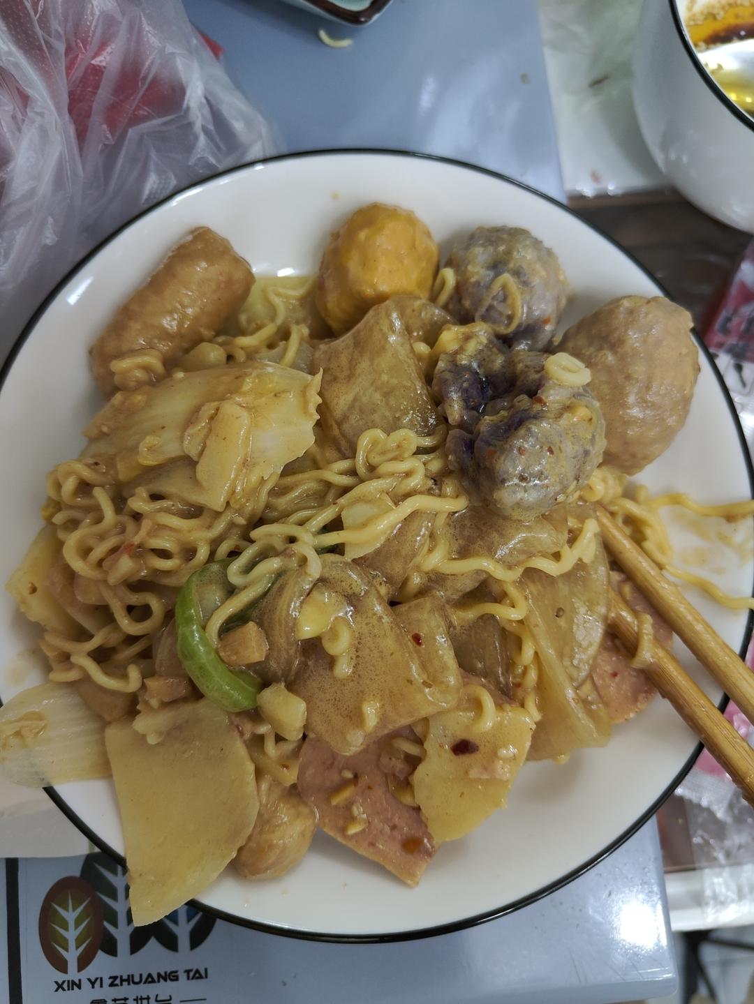 比麻辣烫好吃百倍！自制超过瘾巨解馋麻辣拌