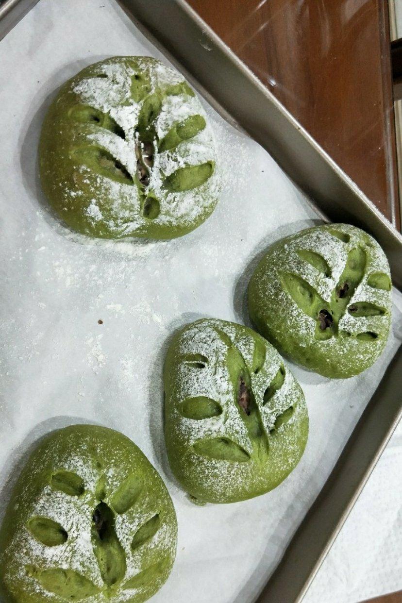 抹茶软欧（蜜豆奶酪馅）