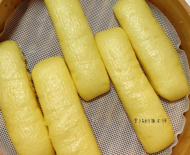 软软嫩嫩的🌽鲜玉米粑粑馍的做法