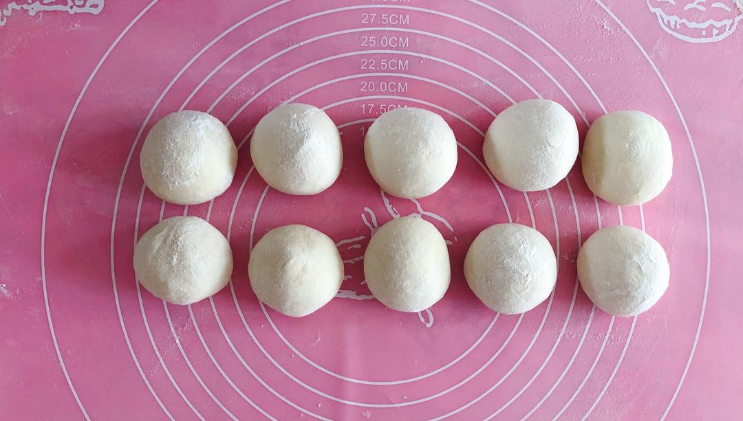 梅菜扣肉饼的做法 步骤5