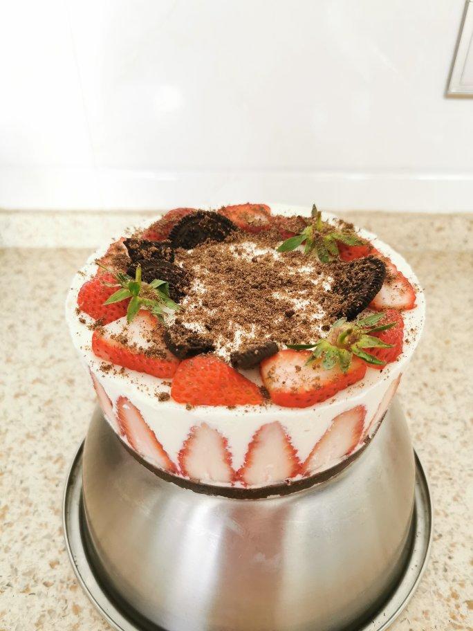 草莓慕斯（6寸）