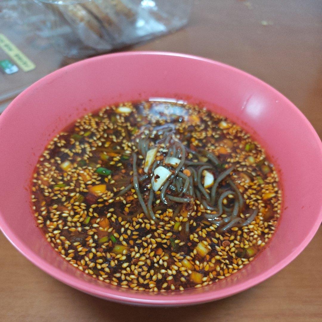 酸汤面