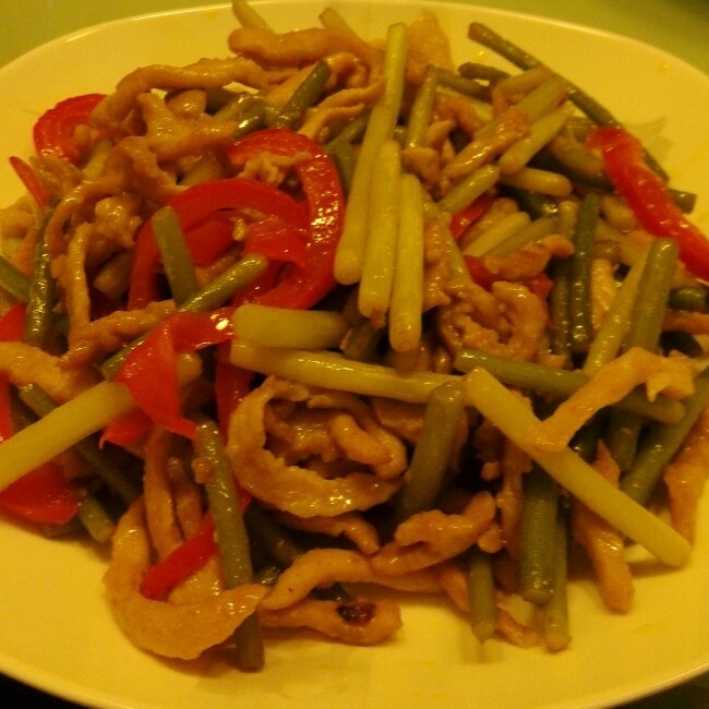 蒜苔炒肉