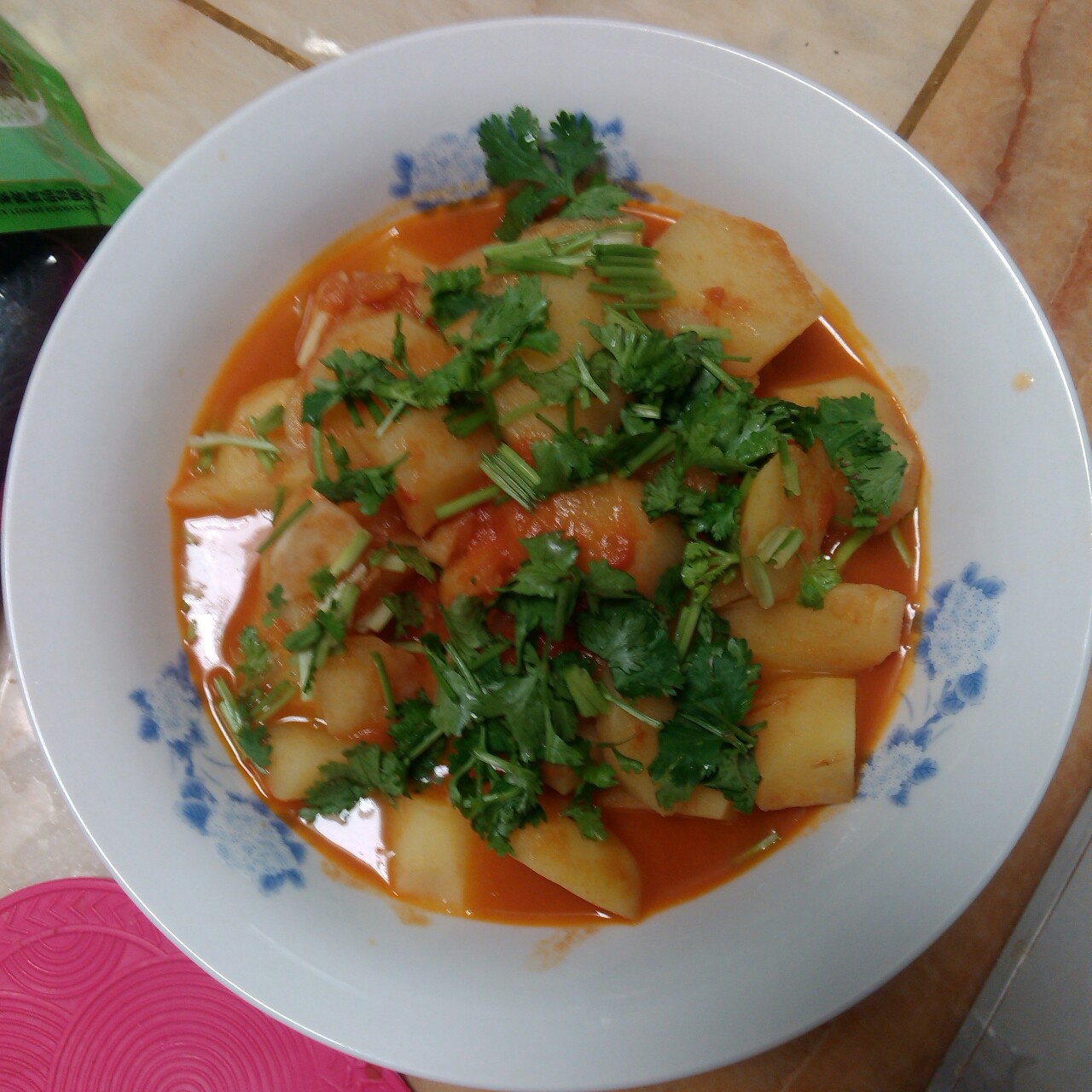 蕃茄土豆圆白菜汤
