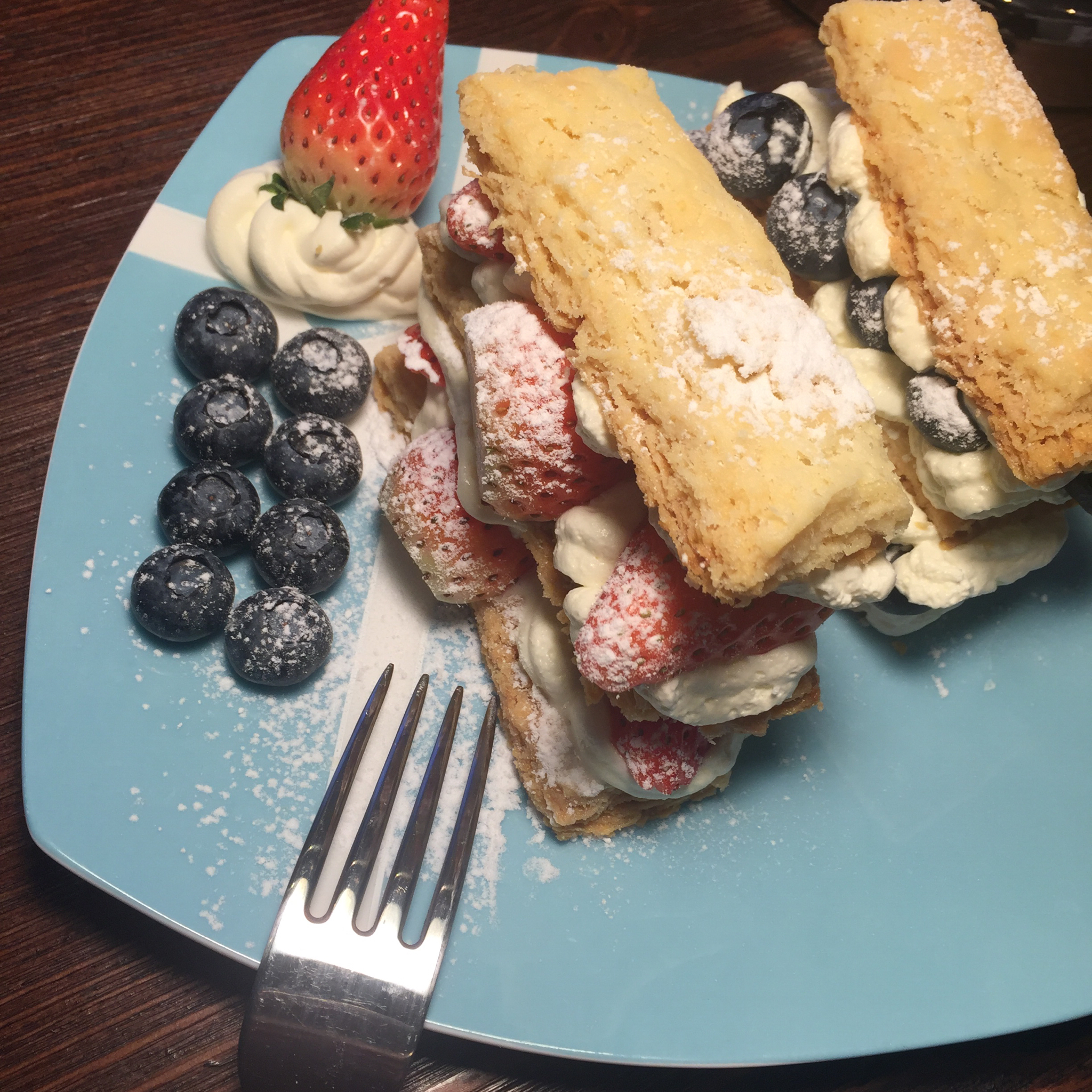 草莓法式千层酥/拿破仑（千层酥开酥史上最详尽叠被方法）