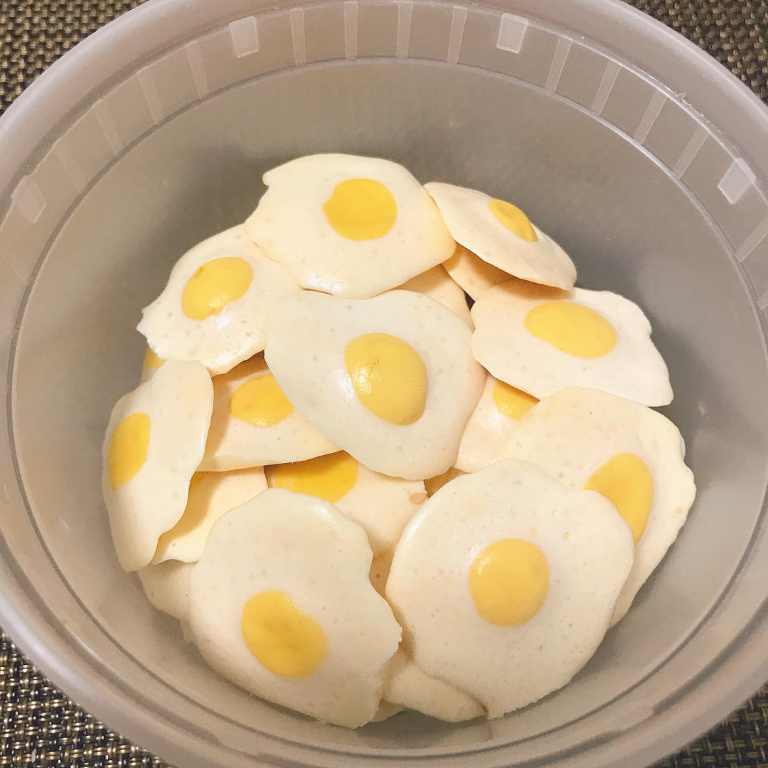 型妹零食：鸡蛋溶豆