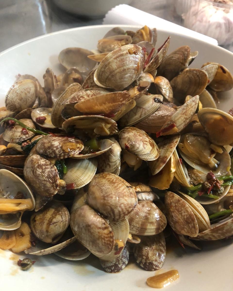 爆炒花蛤（简直比大排档还要好吃）