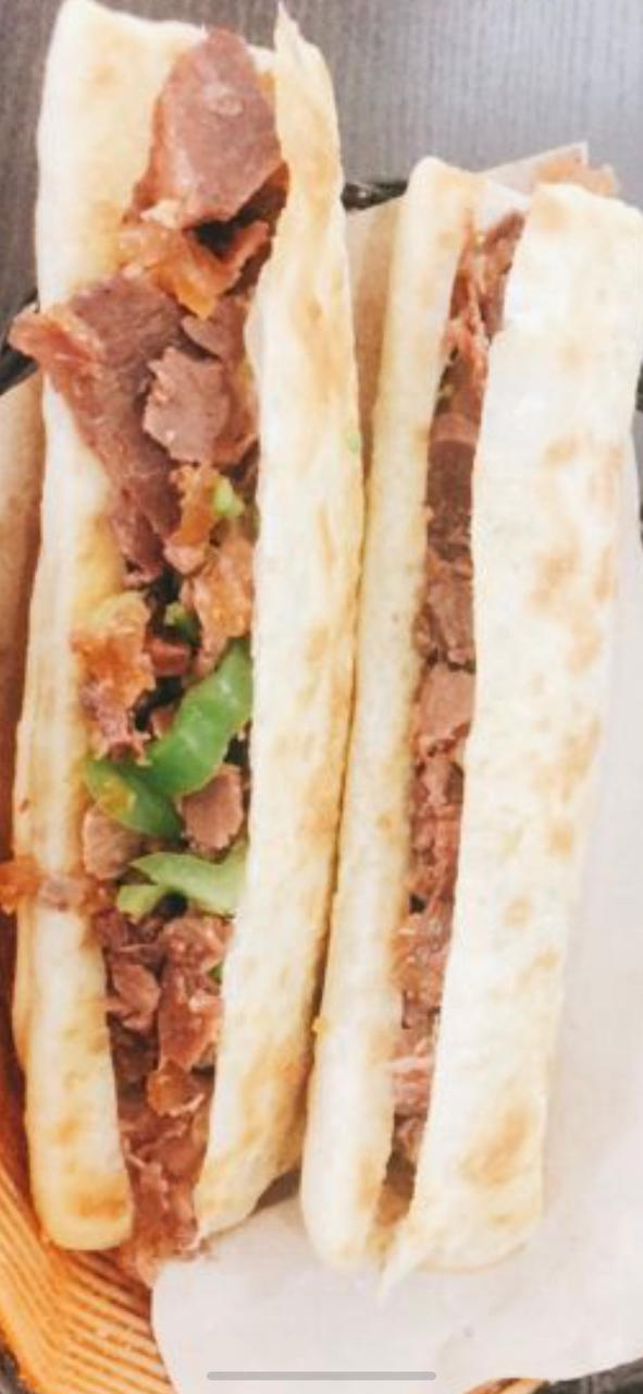 火烧连锁店老板亲授，正宗河间火烧哈哈哈，文末有从王胖子老总朋友圈盗的视频