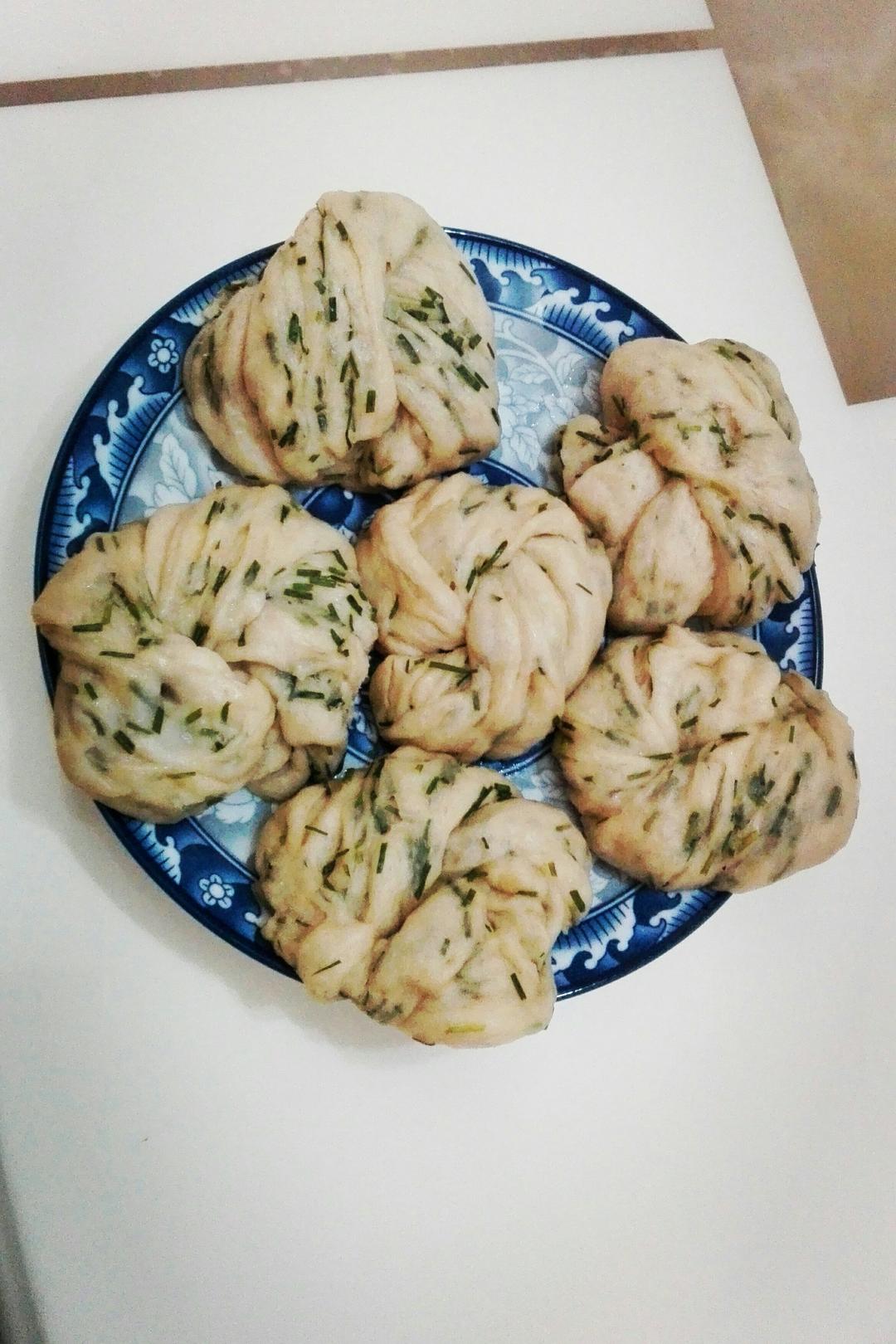 家常椒盐花卷(小视频)