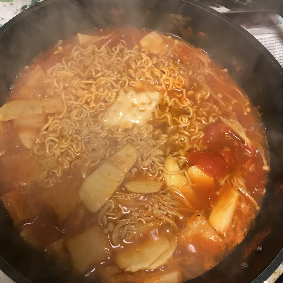 claire_cheung做的韩国部队锅拉面锅(超好吃)