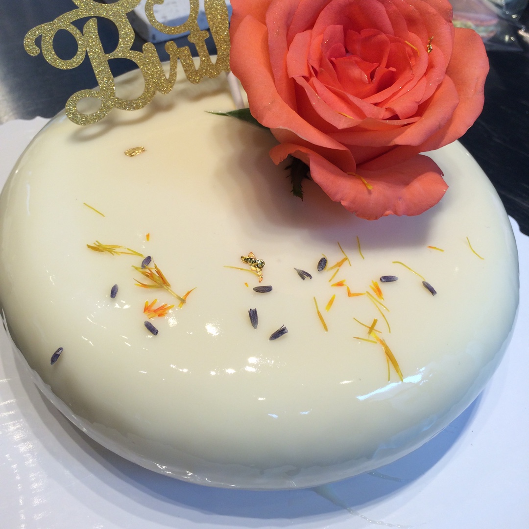 「分享」镜面蛋糕