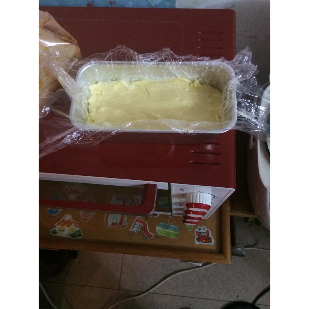 家庭自制黄油和酪乳 Homemade Butter and Butter Milk