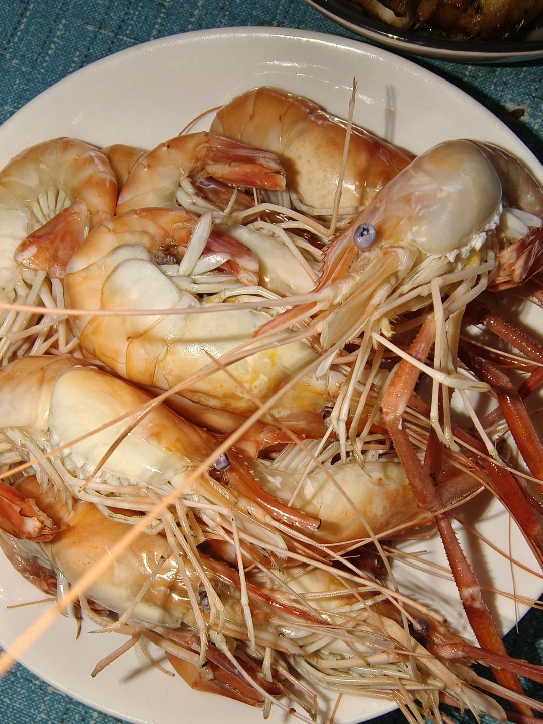 百吃不厌的白灼罗氏虾🦐