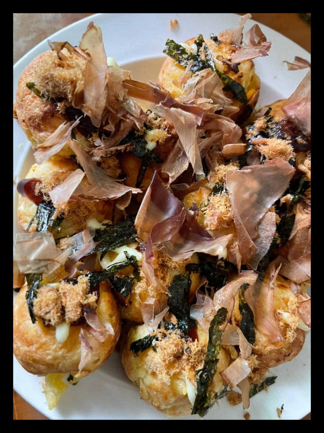 刚好一盘12颗的章鱼小丸子（附自制照烧酱）