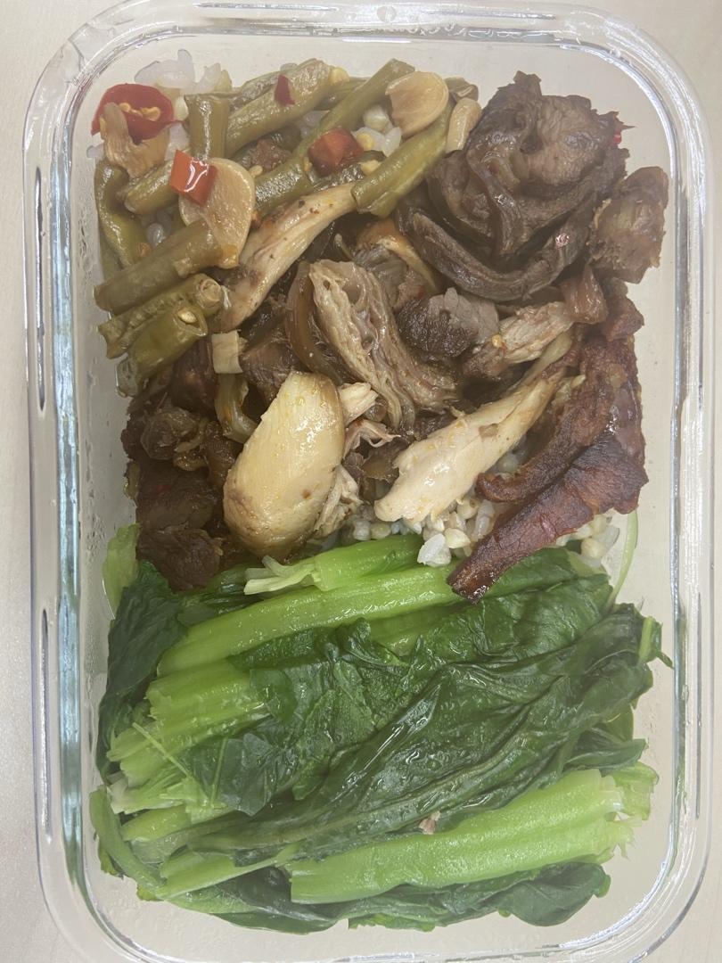 工作日简易带饭便当+蔬菜碧绿小妙招