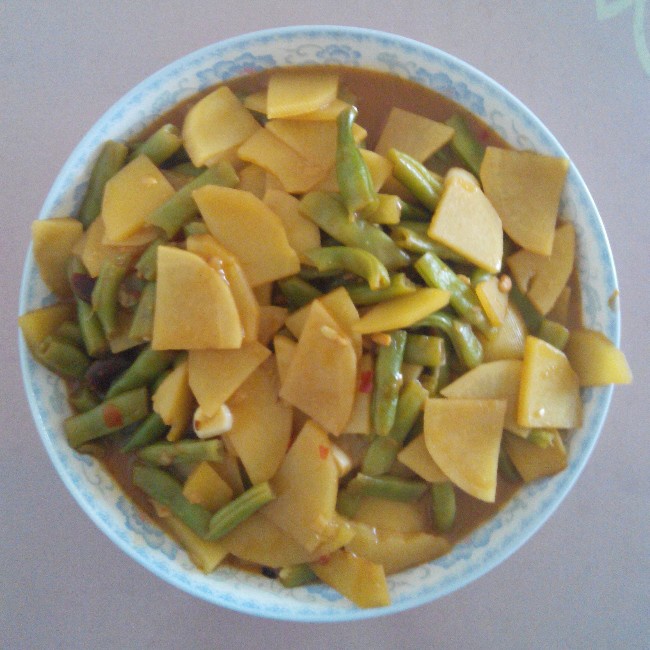 土豆炖豆角