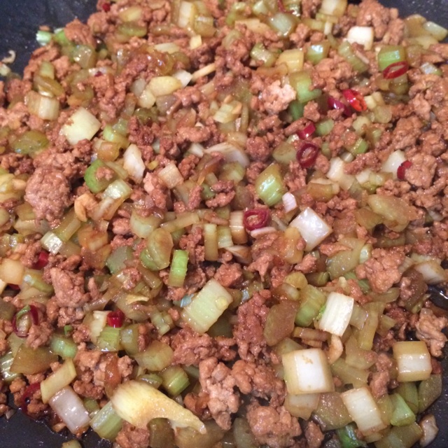 芹菜牛肉末「下饭神器」
