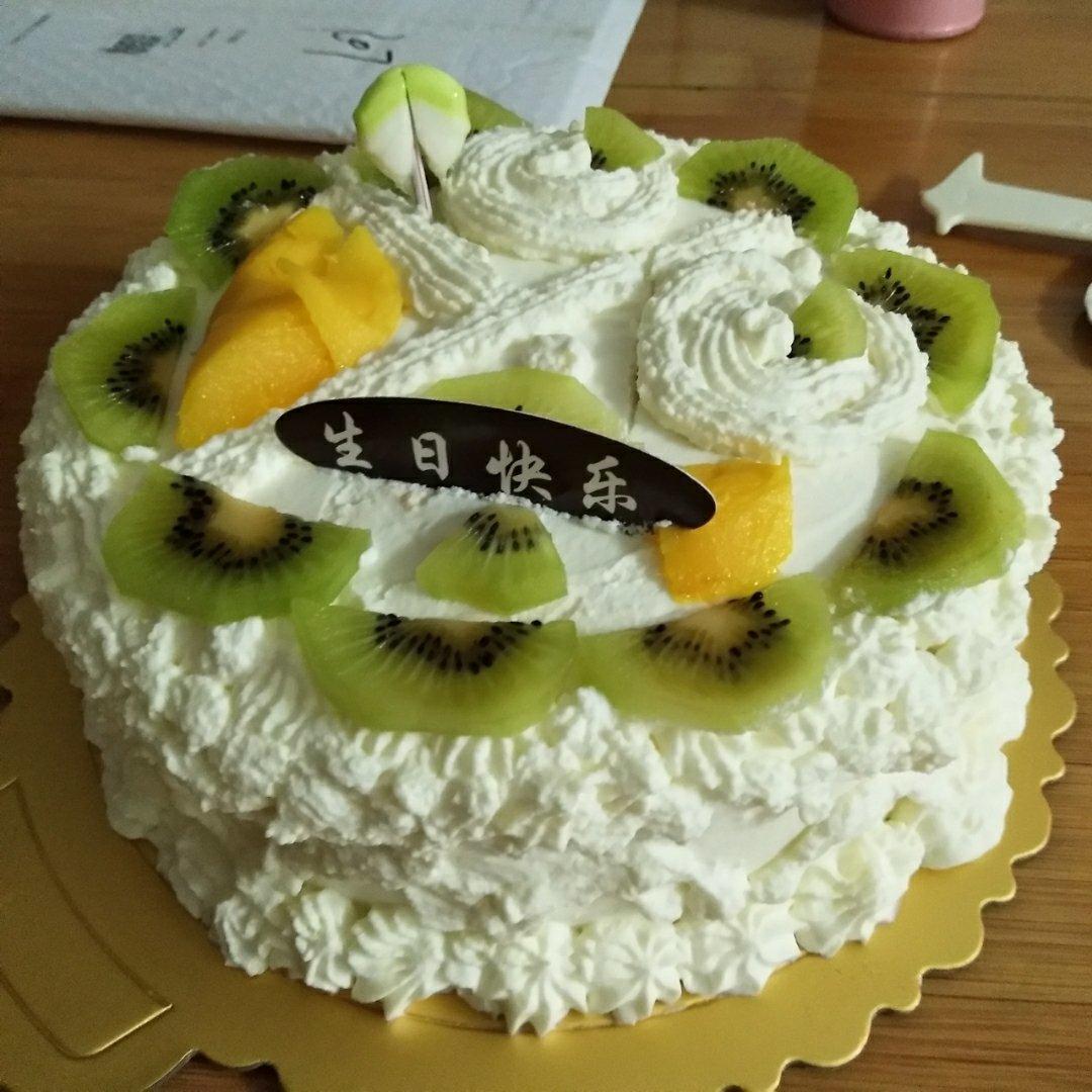8寸水果生日蛋糕