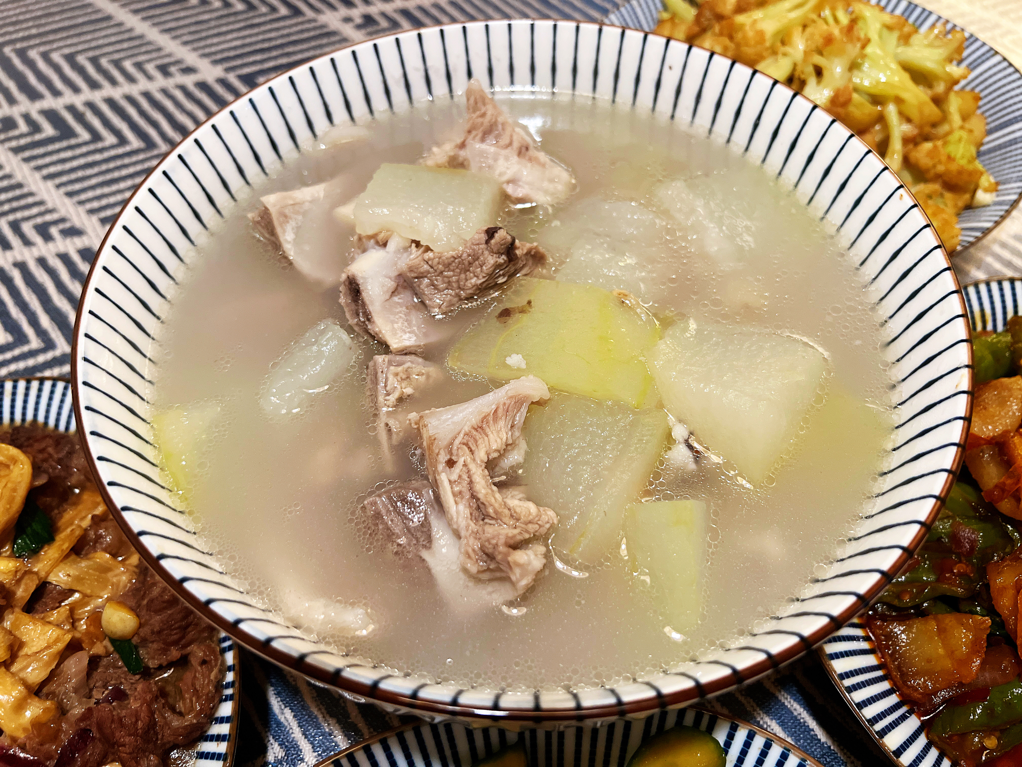 广式冬瓜薏米排骨汤