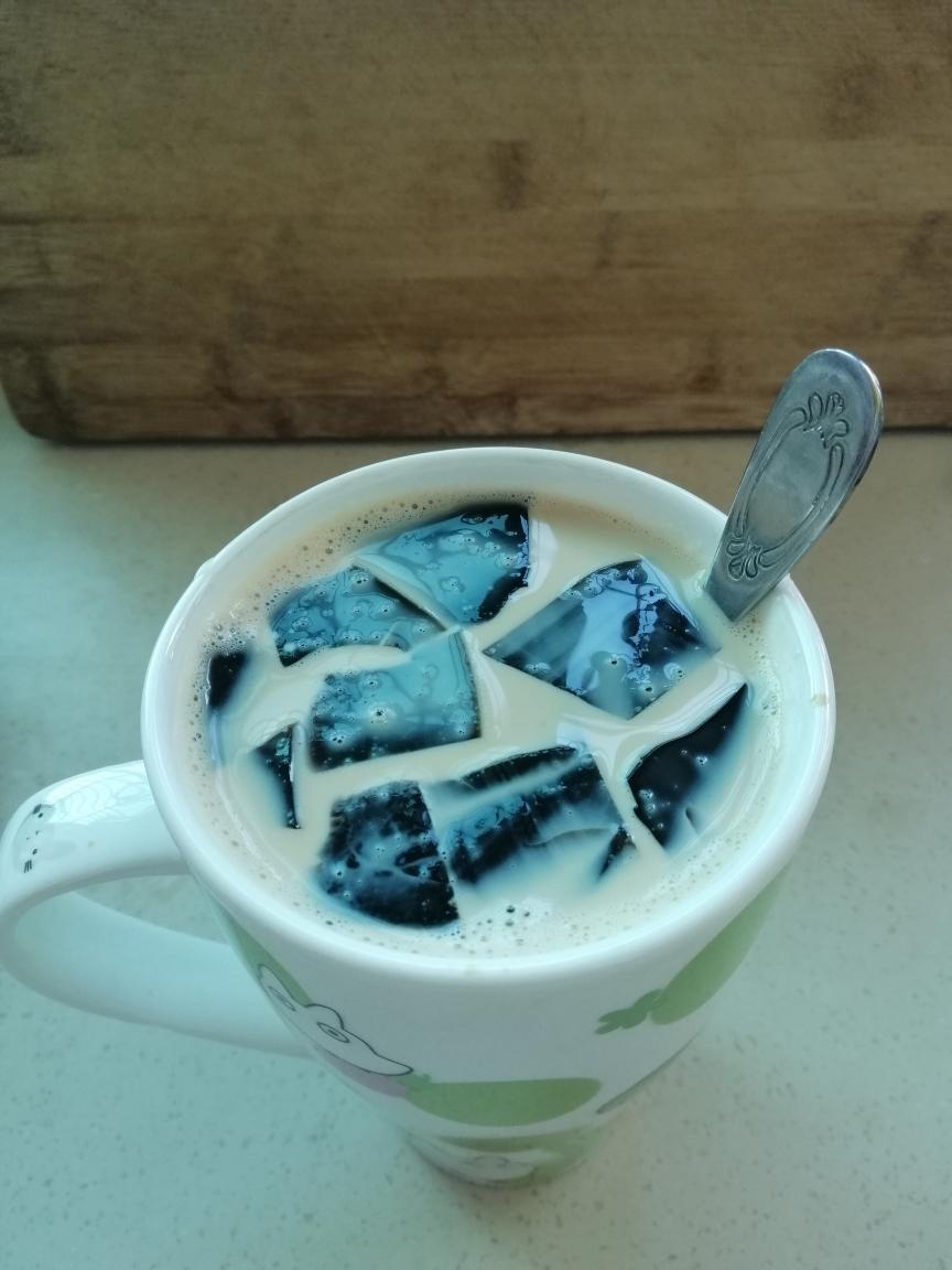 茉莉奶茶
