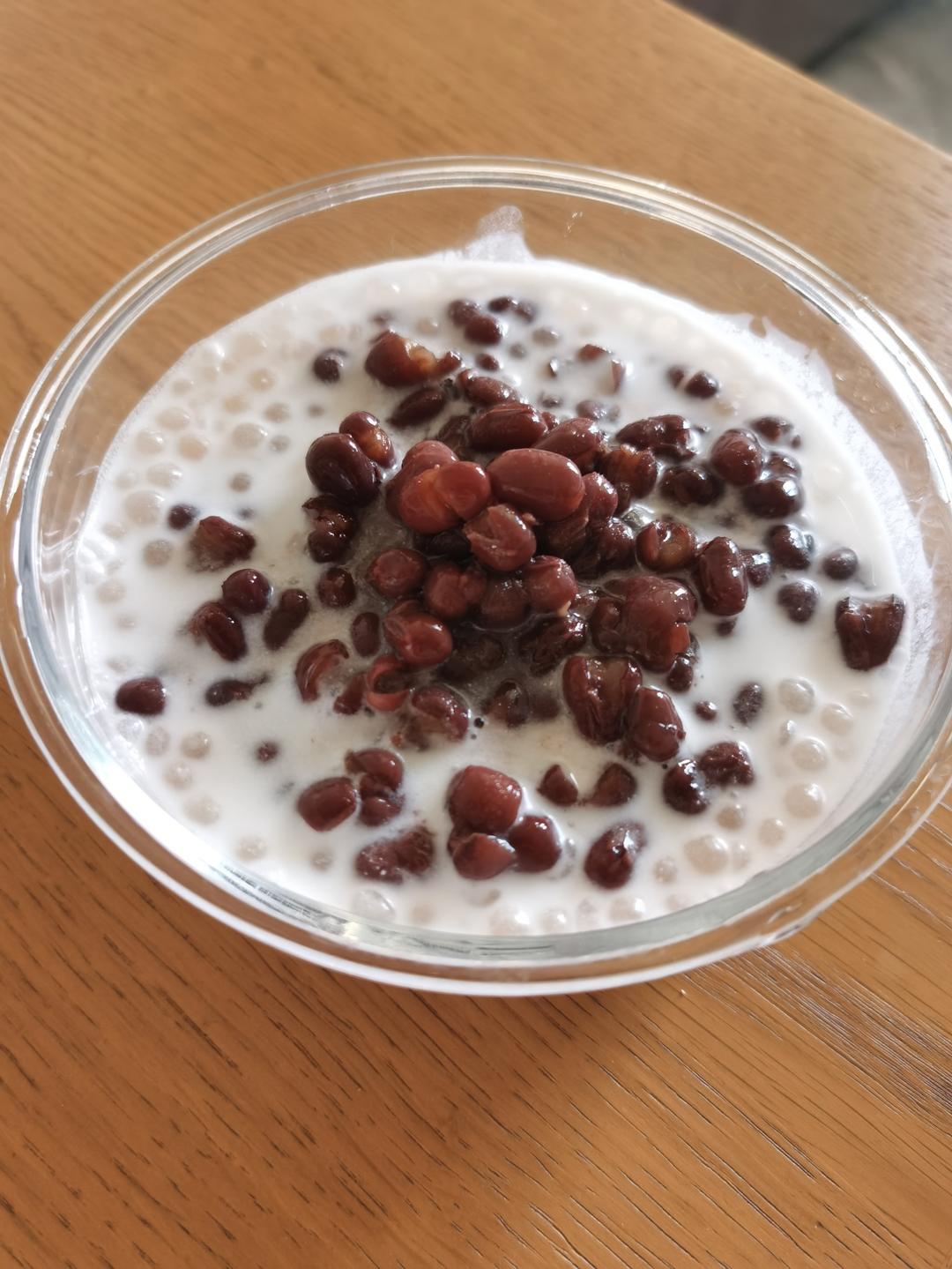 椰汁红豆西米露