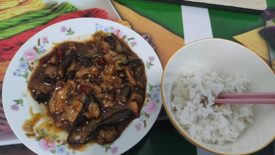 无敌好吃巨下饭的家常菜～肉沫茄子