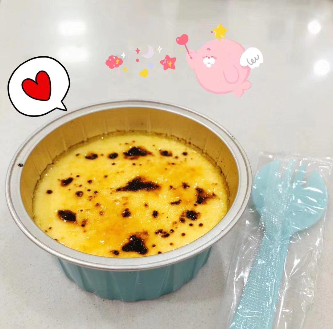 CRÈME BRÛLÉE 法式烤布蕾（焦糖布丁）