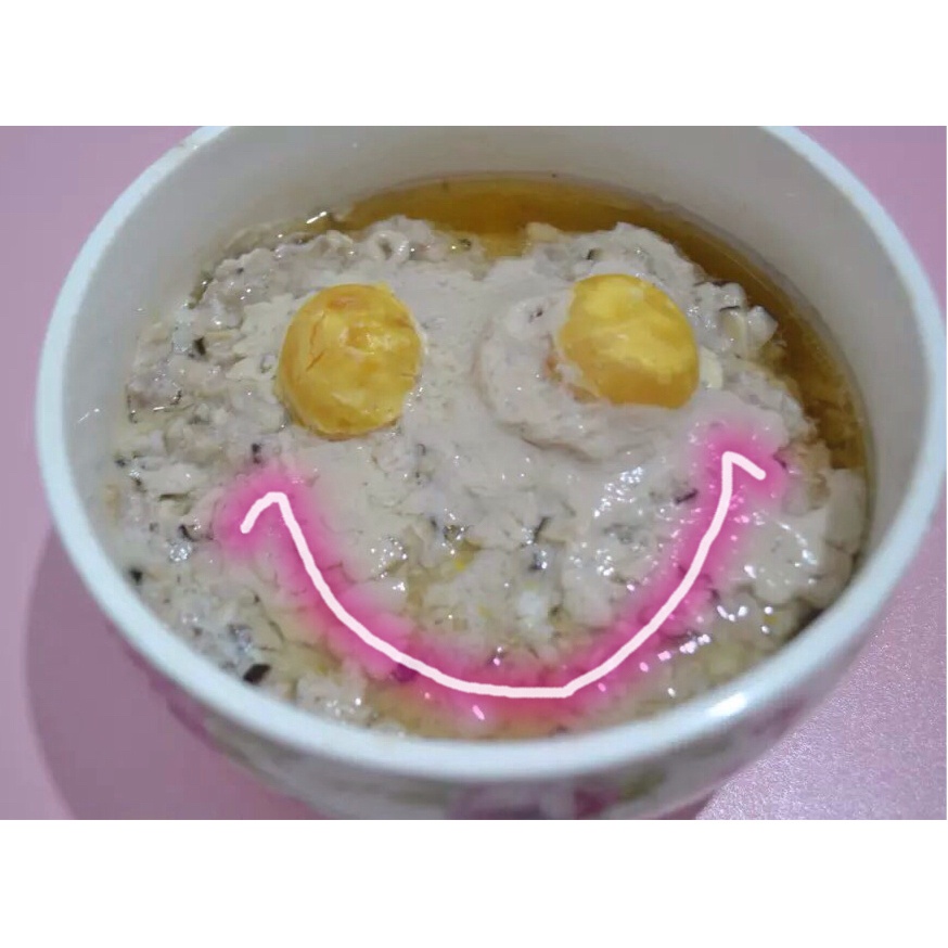 咸蛋蒸香菇肉饼