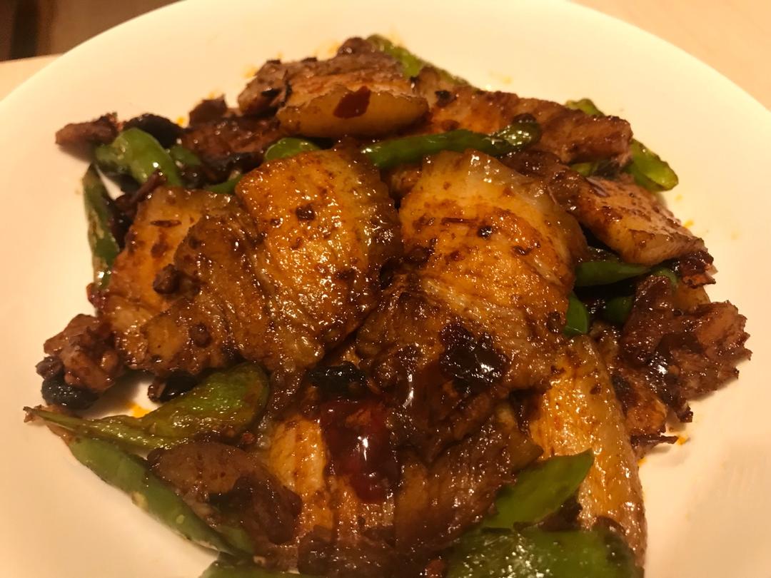 成都人家里的青椒回锅肉