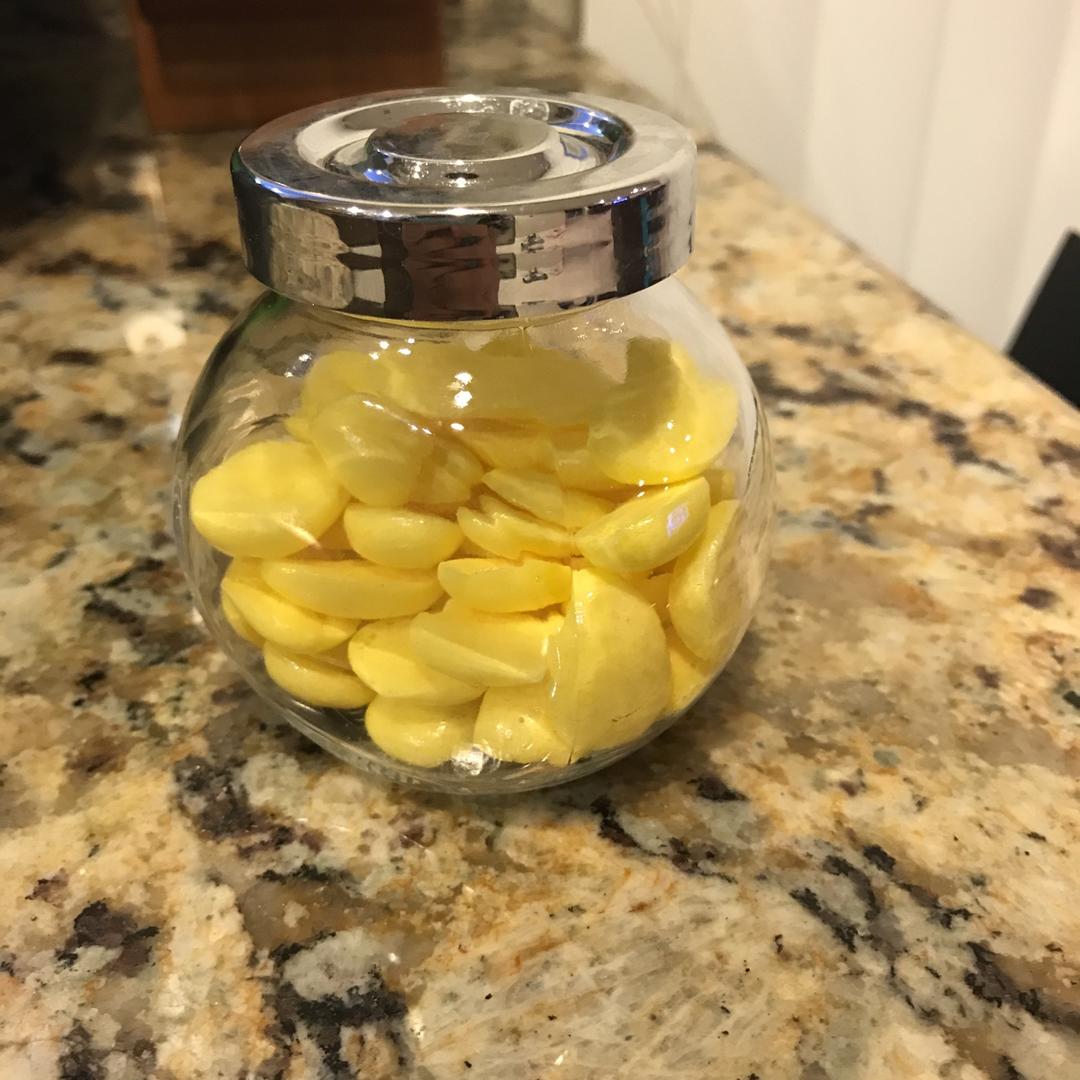 入口即化的无添加蛋黄溶豆