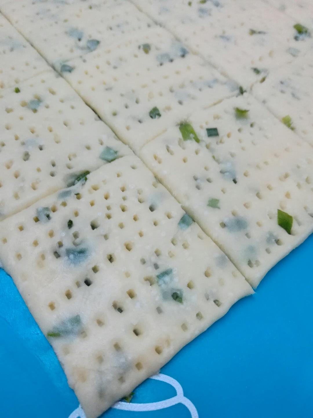 Bakingpie-好吃到你味蕾都融化——香葱脆饼