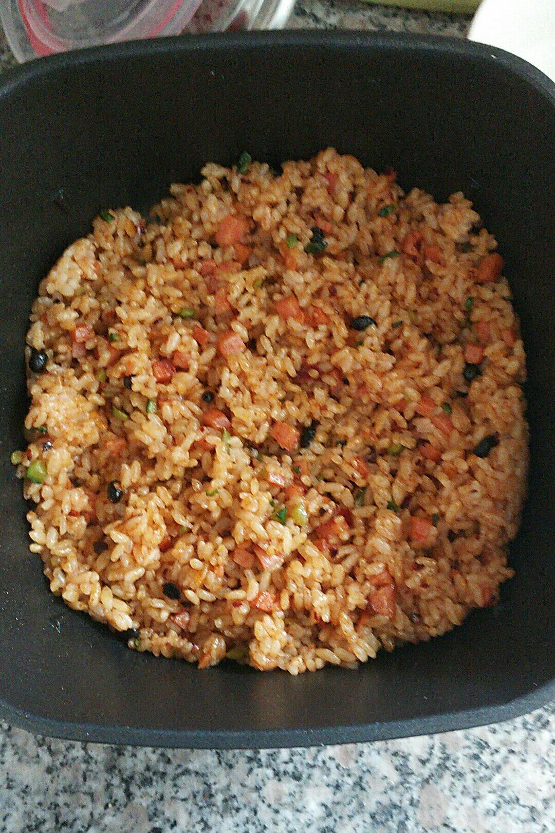 青柠琳做的老干妈火腿炒饭