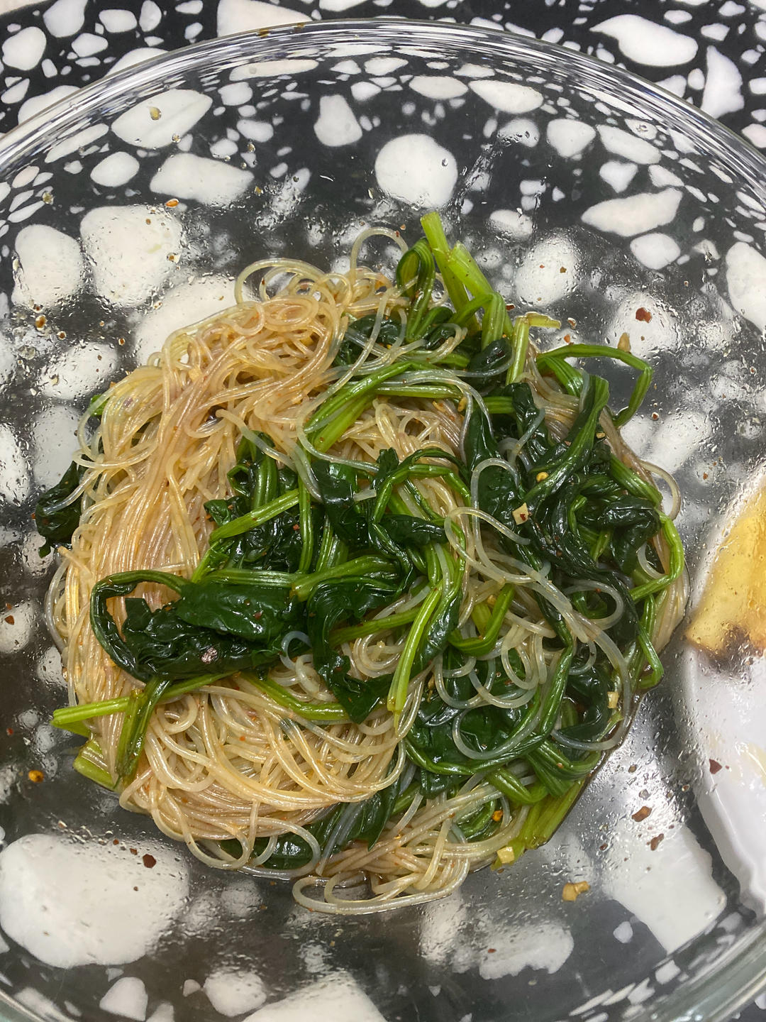 万能凉拌菜料汁（凉拌菠菜粉丝）