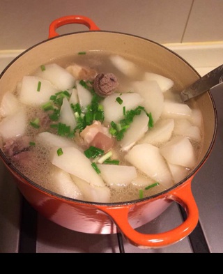 冬日御寒羊肉汤