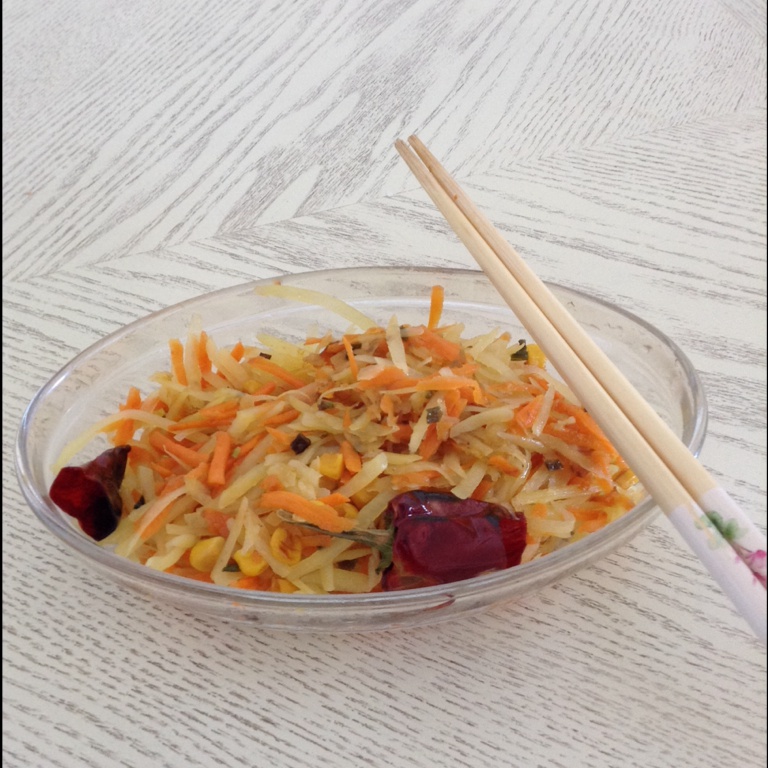 炒胡萝卜土豆丝