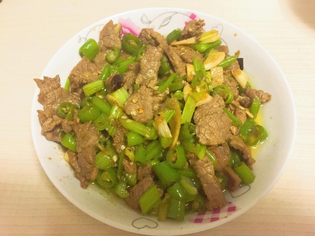 小炒牛肉