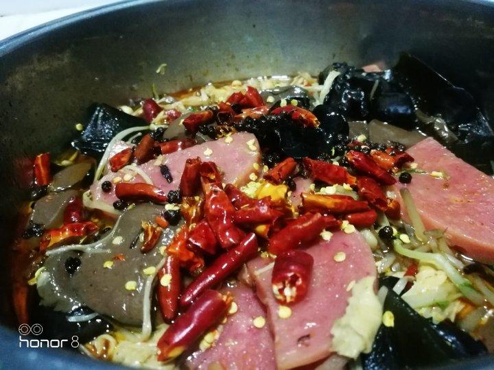 香辣毛血旺