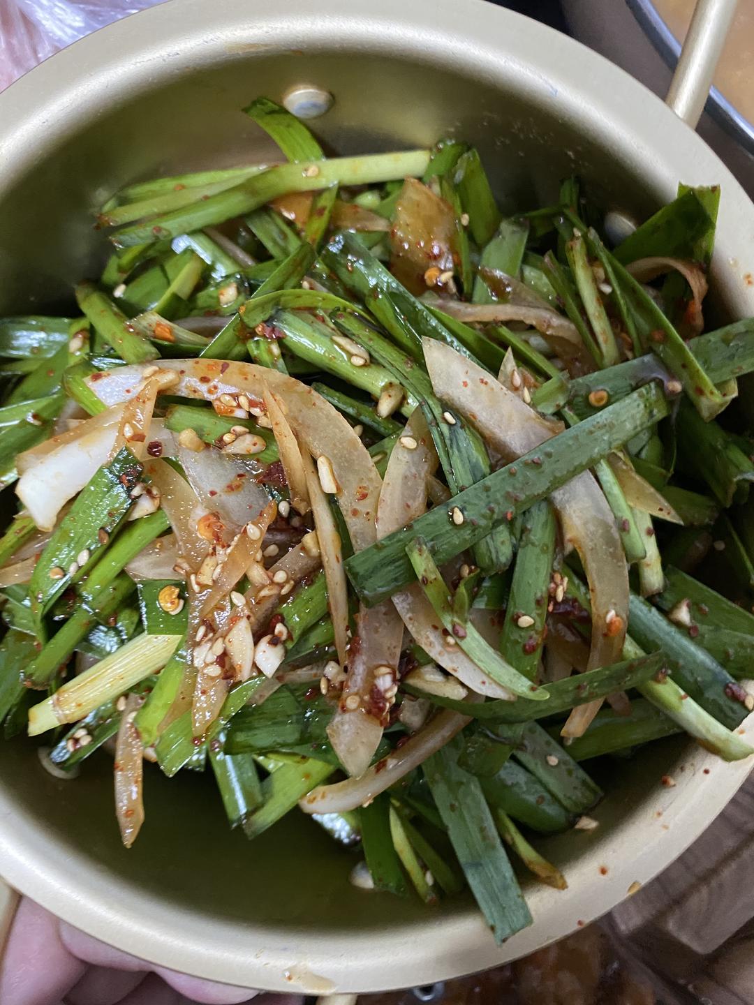 부추무침韩式凉拌韭菜부추겉절이烤肉搭档的做法