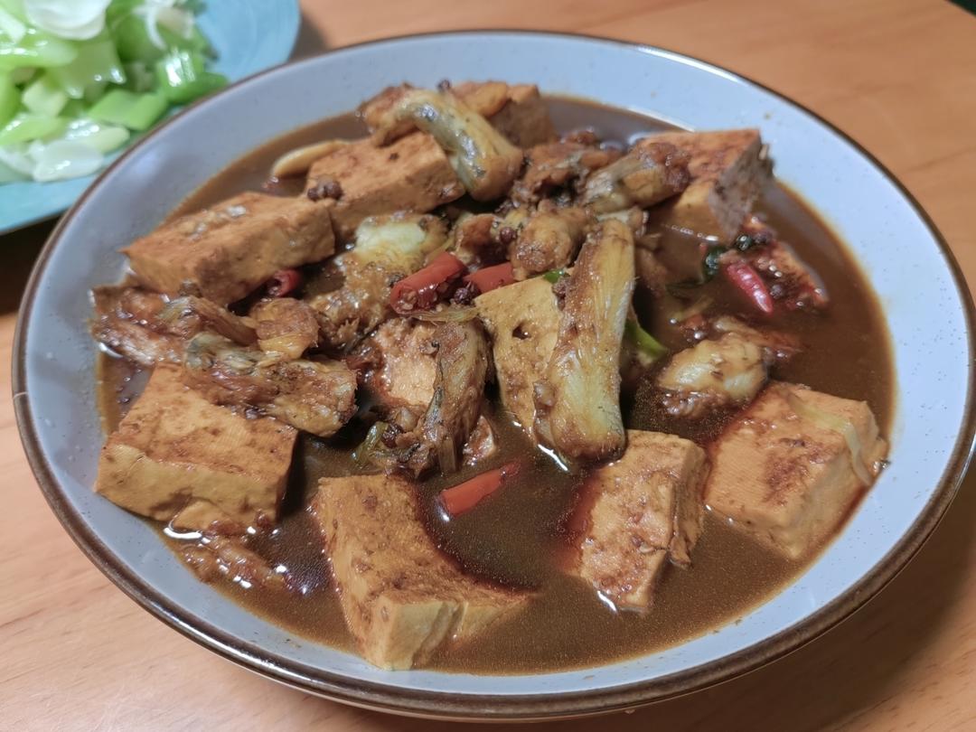 龙头鱼（虾潺、豆腐鱼）烧豆腐