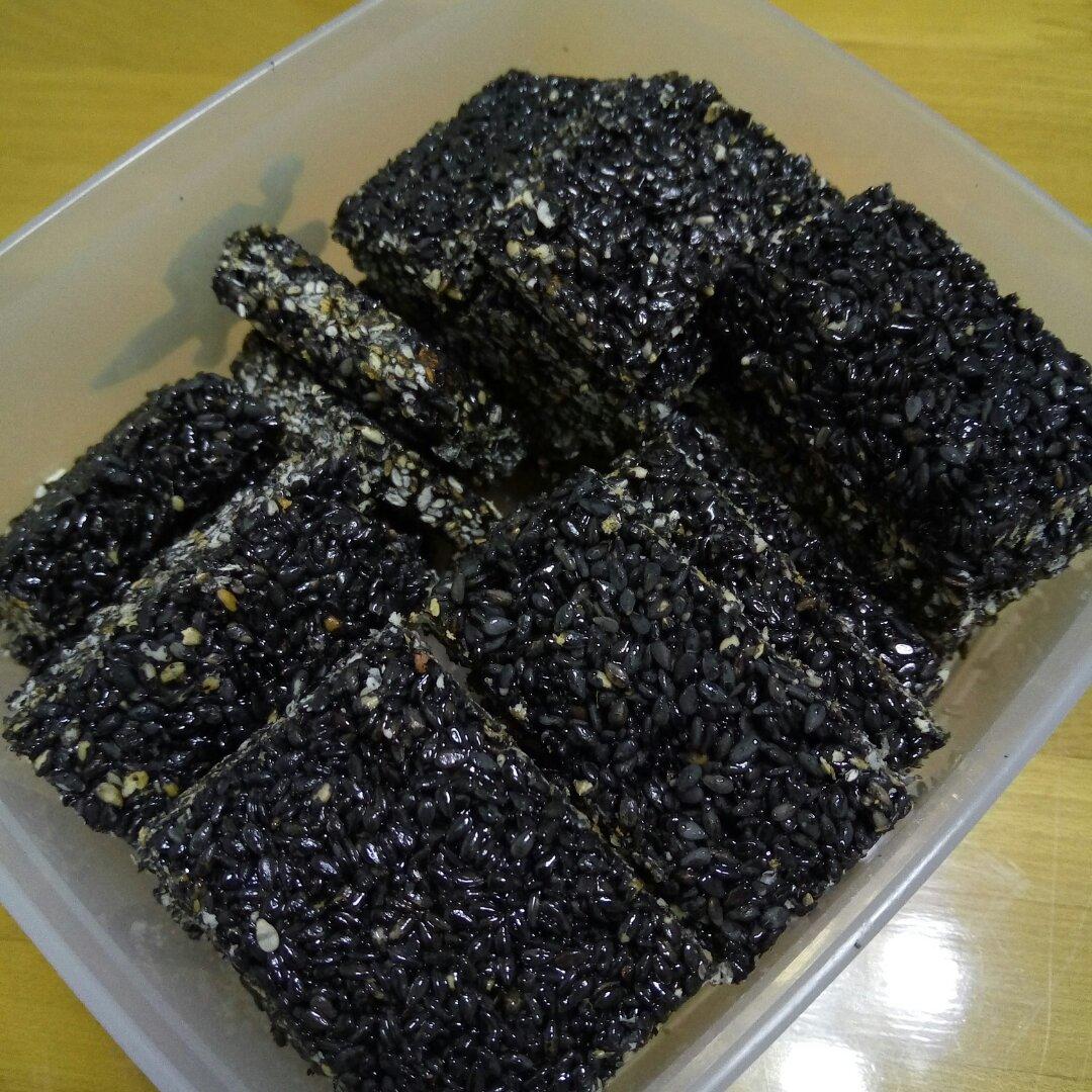 黑芝麻糖