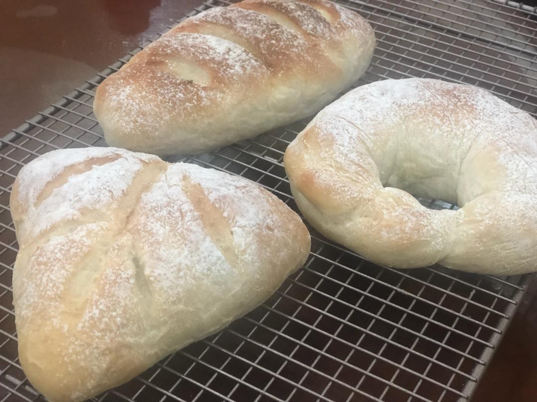 内心柔软的蔓越莓芝士软欧包