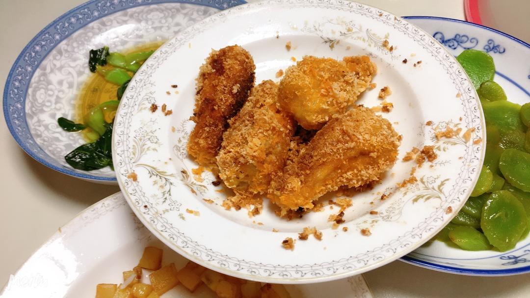 面包糠炸鸡腿（可以和肯德基相媲美的炸鸡腿）