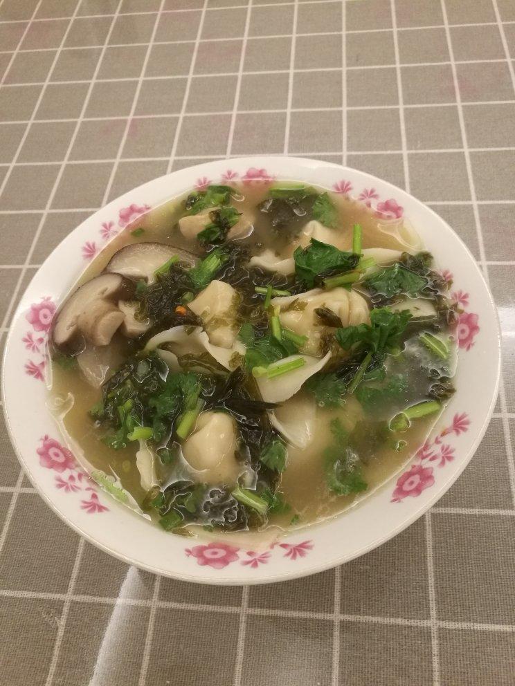 馄饨浇汤