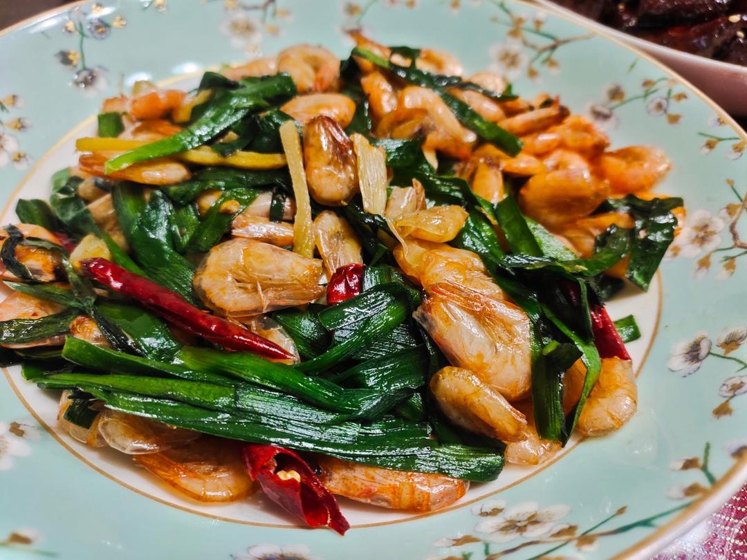 韭菜炒河虾，鲜美极了！一定要试一次