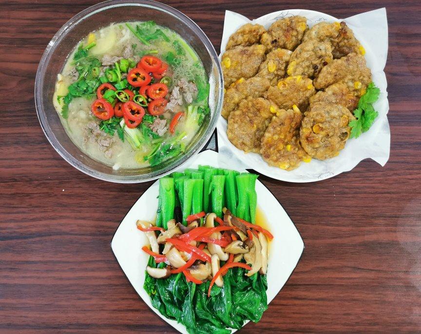 莲藕煎肉饼