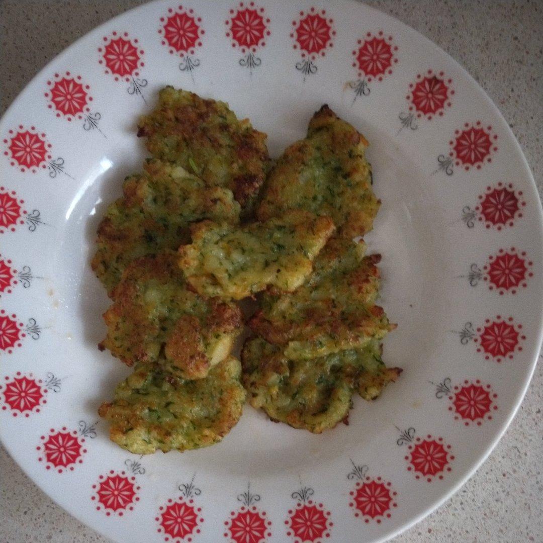 辅食之宝宝土豆蔬菜饼（10个月以上）