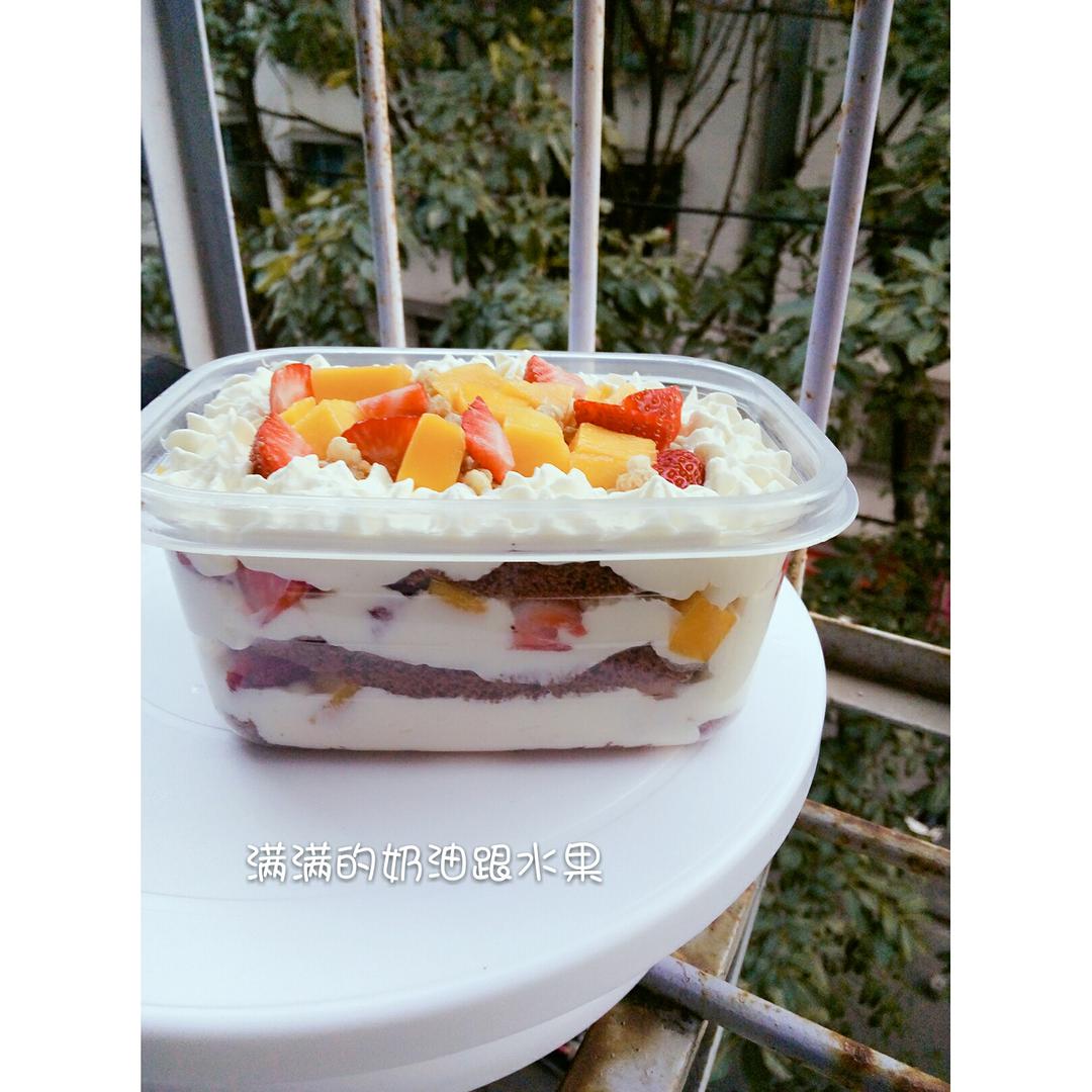 简单快手的便当饭盒水果盒子蛋糕