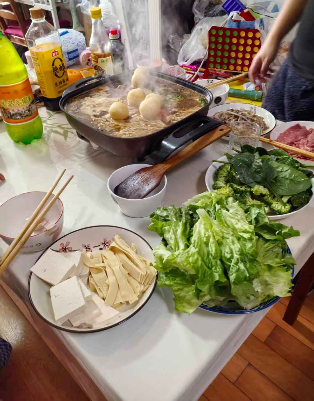 家常大骨头火锅