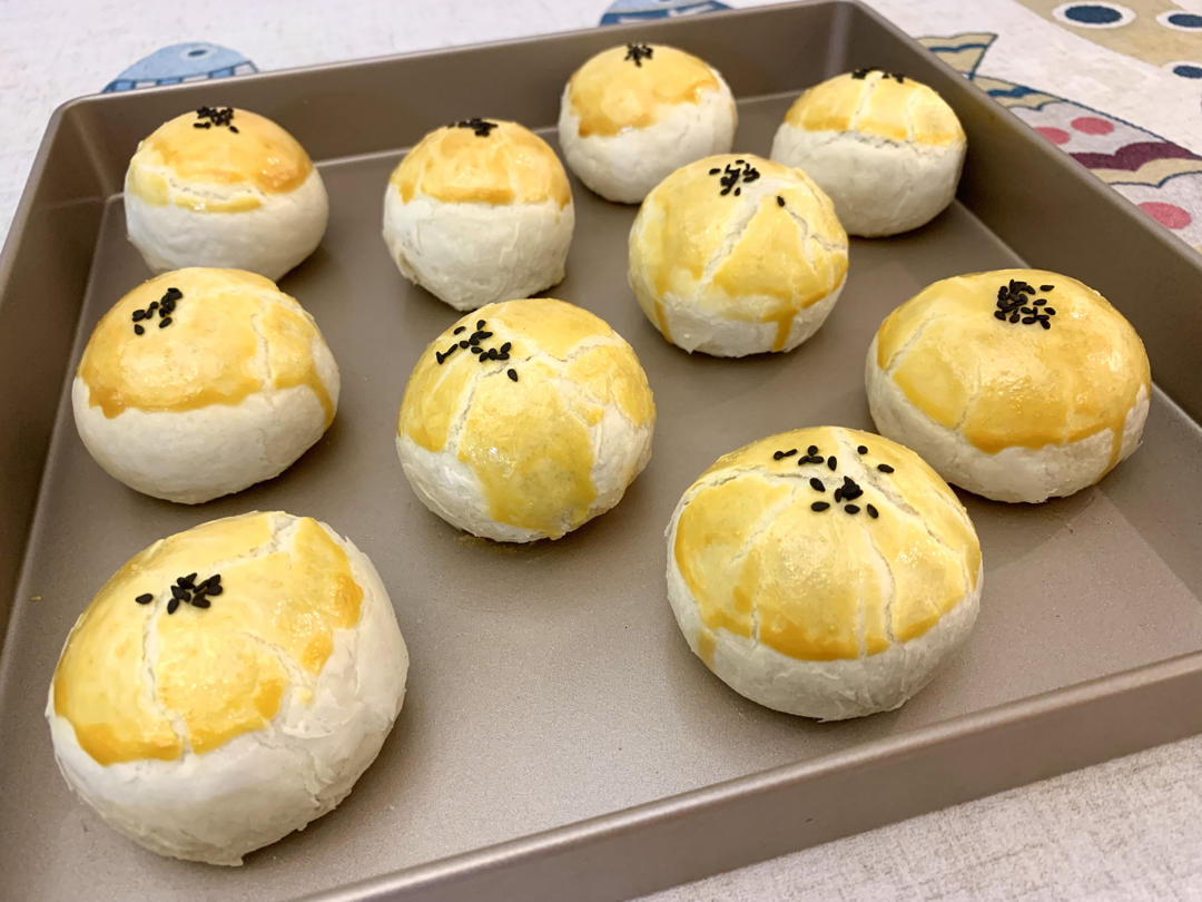 蛋黄酥